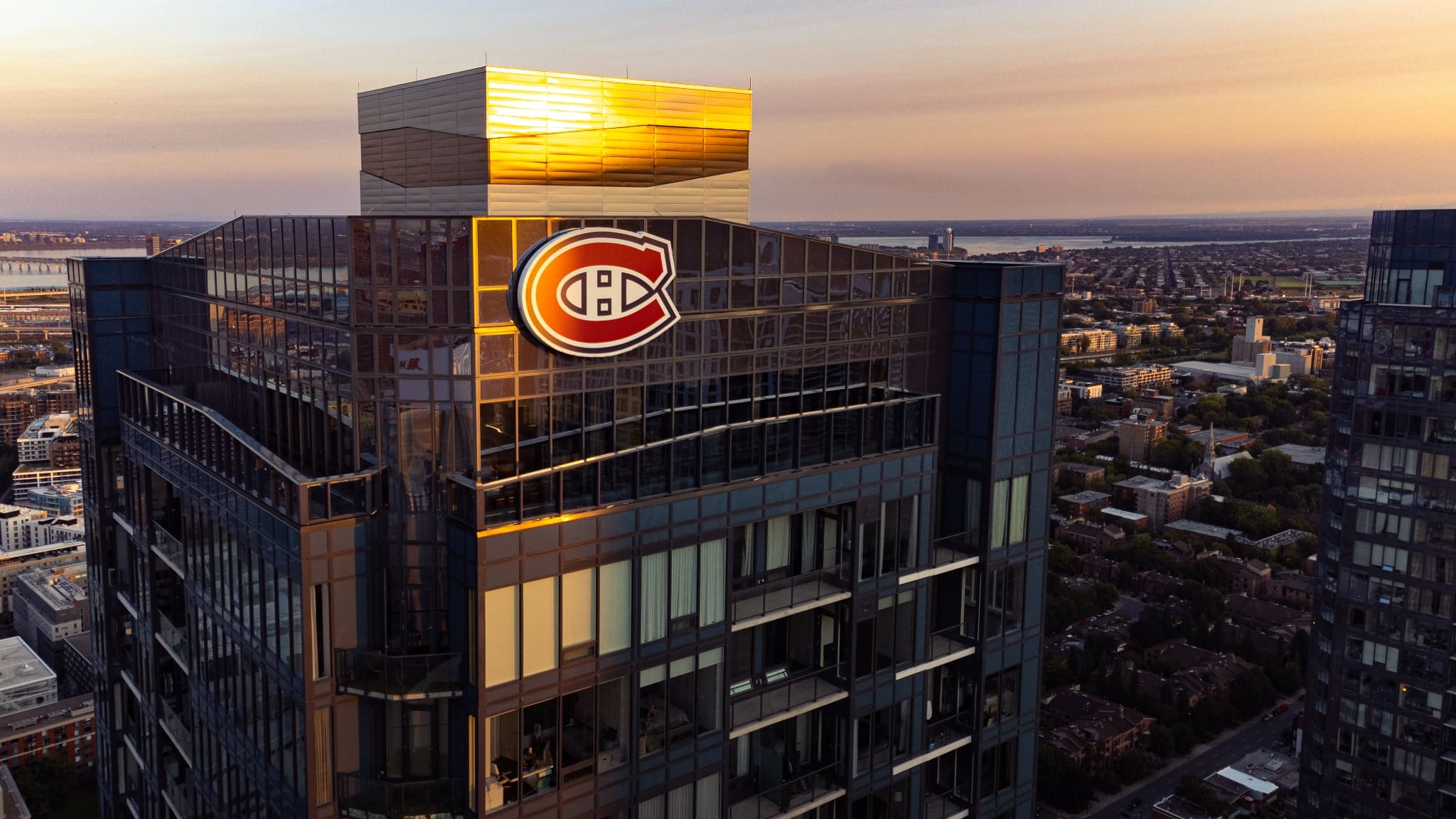 Featured image for “Tour des Canadiens”